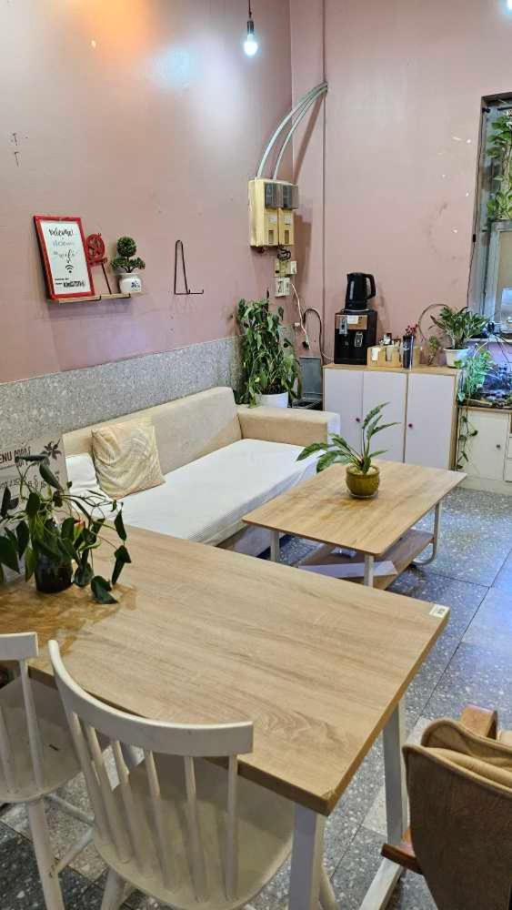 Khoi Hostel Ho Chi Minh City Exterior photo